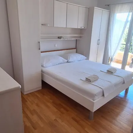 Toni Apartment Makarska