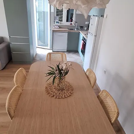 Apartment Toni